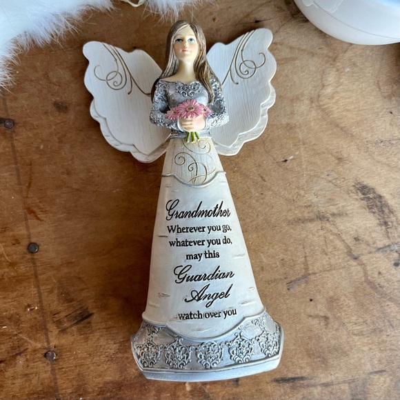 Elements #82405 woodland Grandmother Guardian Angel Figurine - Picture 2 of 6